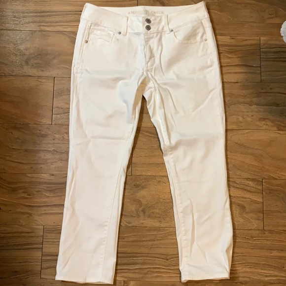 American Eagle Outfitters Denim - American Eagle Artist Crop White Jeans